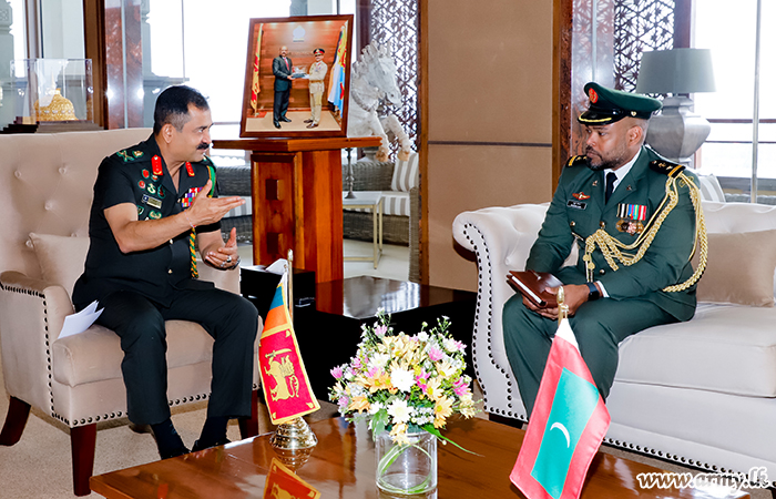 Maldives’ Defence Adviser in Sri Lanka Makes Courtesy Call on Commander