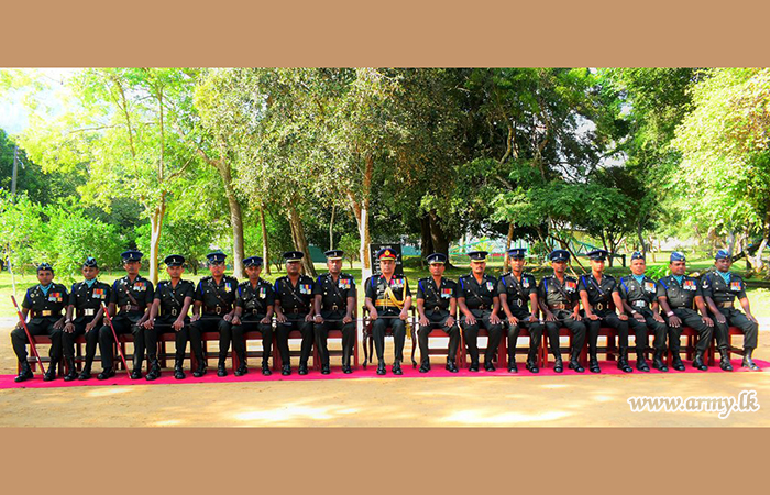 ප්‍රධාන සංඥා නිලධාරී, 2 වන (සෙව්) ශ්‍රී ලංකා සංඥා බලකායේ නිල සංචාරයක