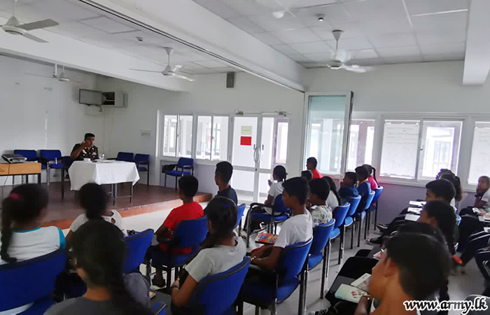 New Prefects Learn 'Leadership Traits' from Army Personnel