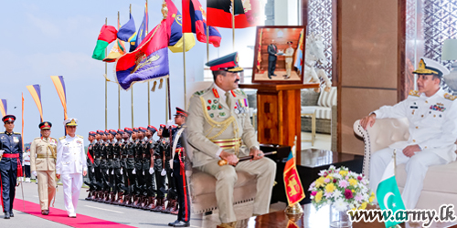 Chief of the Naval Staff of Pakistan on Goodwill Tour Meets Army Chief