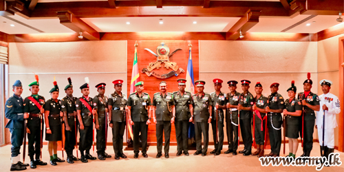 Service of Dedicated DIs Lauded Awarding Commander’s Certificates