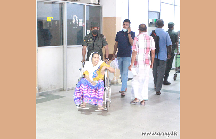 Troops Help to Maintain Essential Health Services in Hospitals
