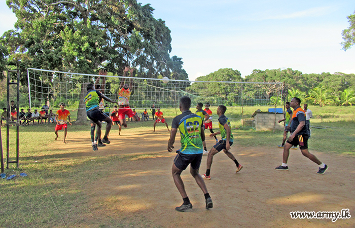 11 (V) GR Team Wins in Friendly Volleyball Encounter with Locals
