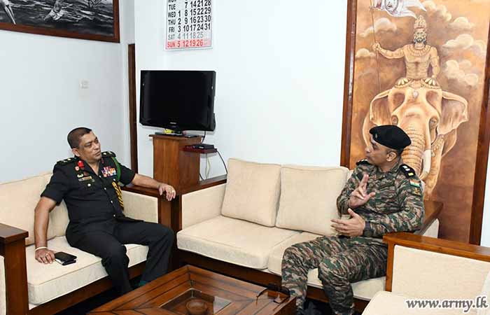 ඉන්දීය මහ කොමසාරිස් කාර්යාලයේ සහකාර ආරක්‍ෂක උපදේශක, ආරක්‍ෂක සේනා ආඥාපති - වන්නි හමුවෙයි