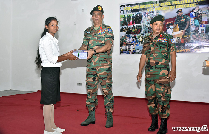130 Deserving Students in Kandawali Area Given School Incentives