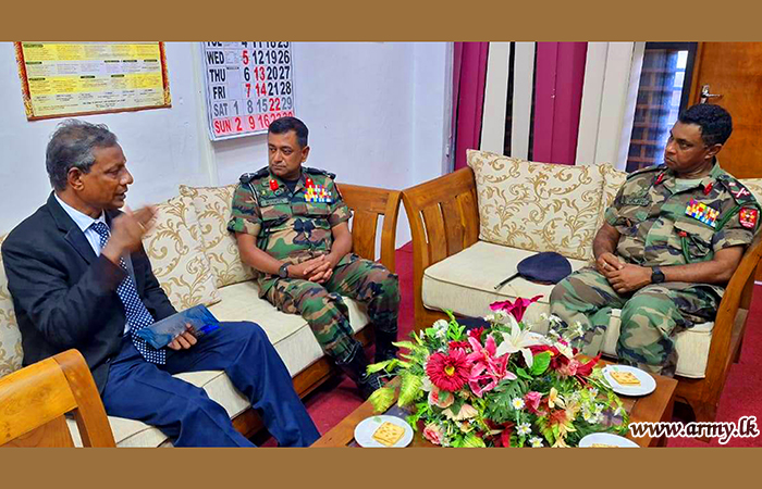 Jaffna Commander Pays Courtesy Call on Vice Chancellor of Jaffna University