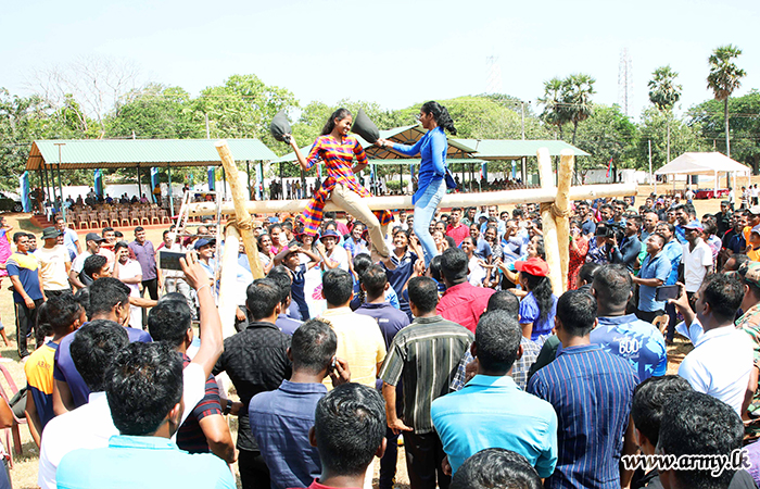 Jaffna Troops Hold Their New Year Festival