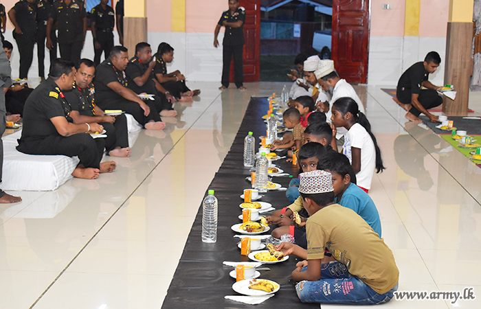 1 Corps Troops Share ‘Iftar’ Celebrations with All Ranks