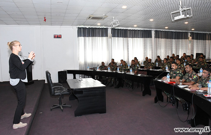 Wanni Troops with ICRC Expertise Hold Workshop