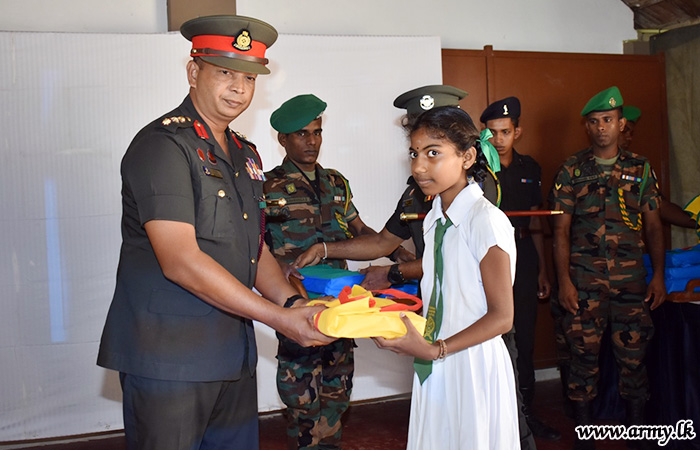 300 Students in Kilinochchi thru Army Initiative Given Free Writing Materials & Stationery
