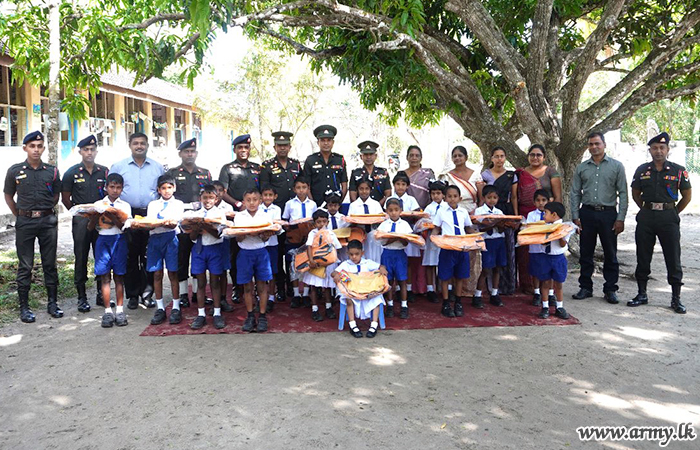 1 SLNG Troops Arrange Donation of School Aids