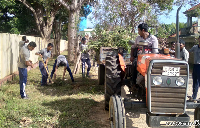 592 Brigade Troops Support Dengue Prevention in Mullaittivu