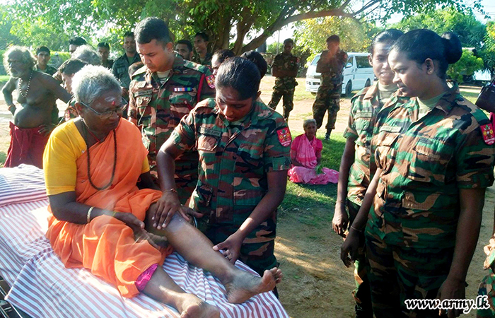 ‘Paada Yathra’ Devotees Enjoy 552 Infantry Brigade’s Hospitality