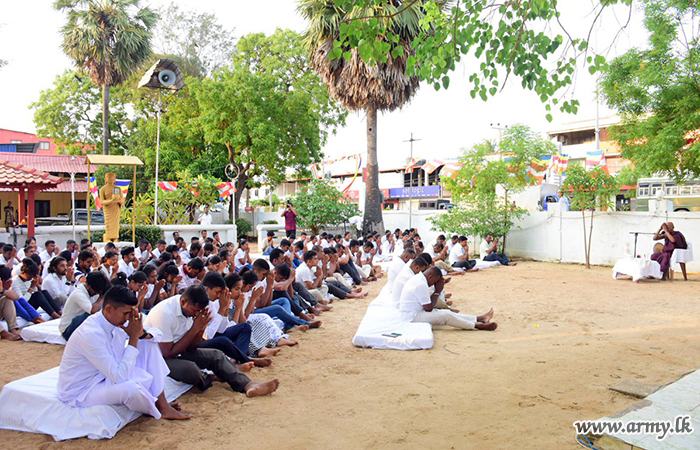 1 බලකාය භටපිරිස් යුද්ධයෙන් දිවිපිදු වීරෝදාර රණවිරුවන්ට සෙත්පතා පිං අනුමෝදන් කරයි