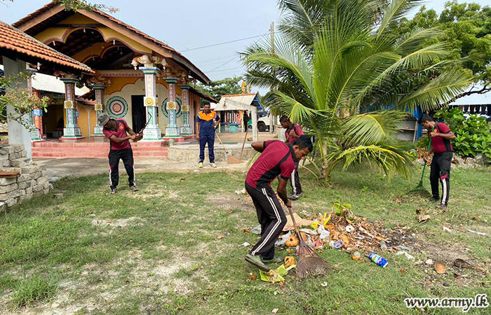 Achchuveli Kovil Premises Cleaned by Troops
