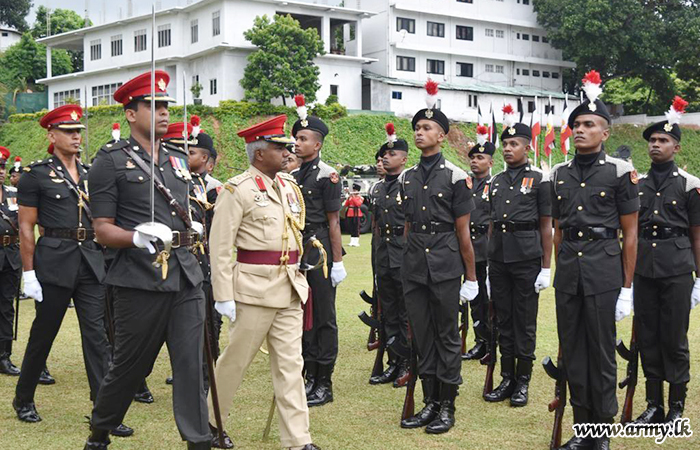 සන්නාහ සන්නද්ධ බලසේනාවේ 35 වන සංවත්සරය අභිමානවත් අයුරින් සමරයි