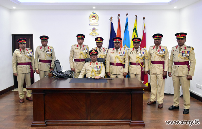New East Commander Commences His Office 