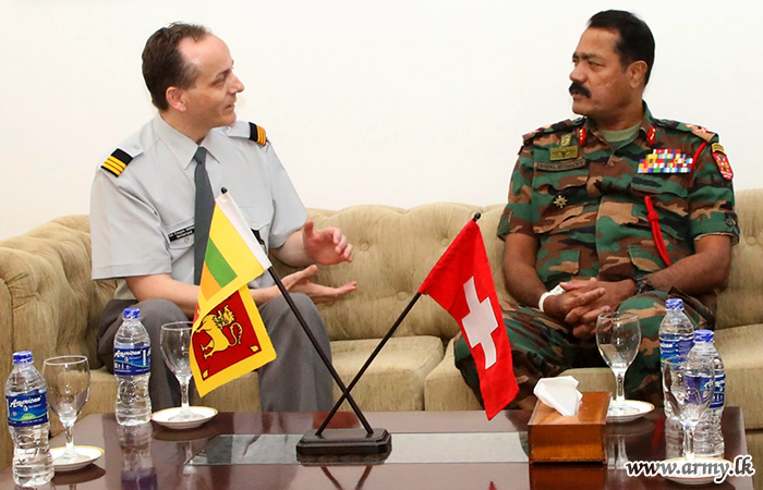 Swiss Defence Attaché Calls on Jaffna Commander  