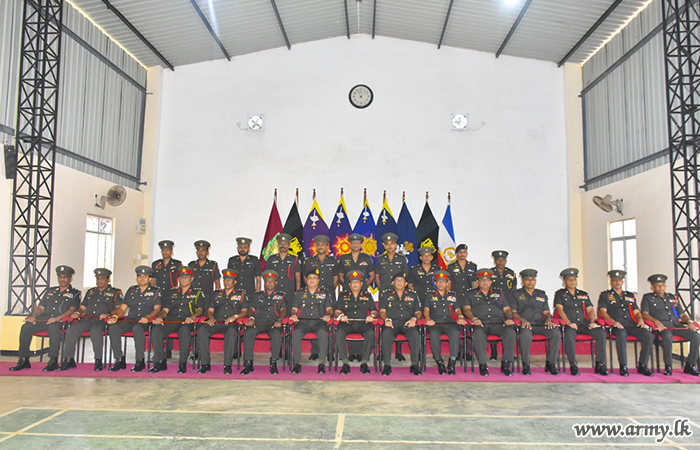 Mullaittivu Commander Familiarizes with his Troops