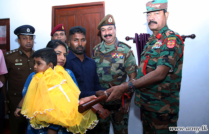 Army-Erected Record-Breaking 769th New House Warmed in Kaddaikadu