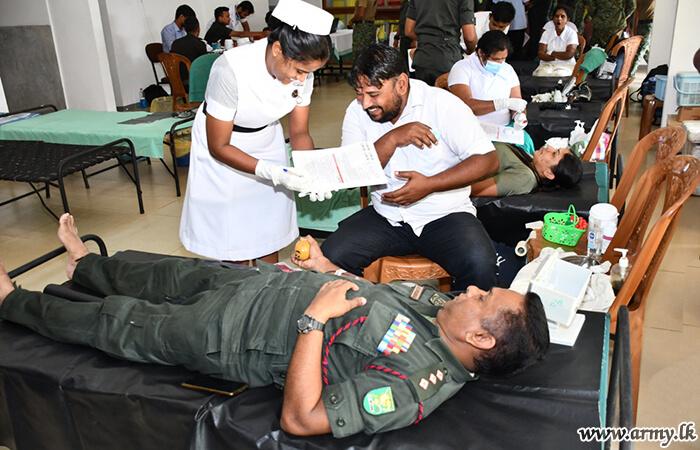 Army Blood Donors Appreciated by Vavuniya Blood Bank Authorities 