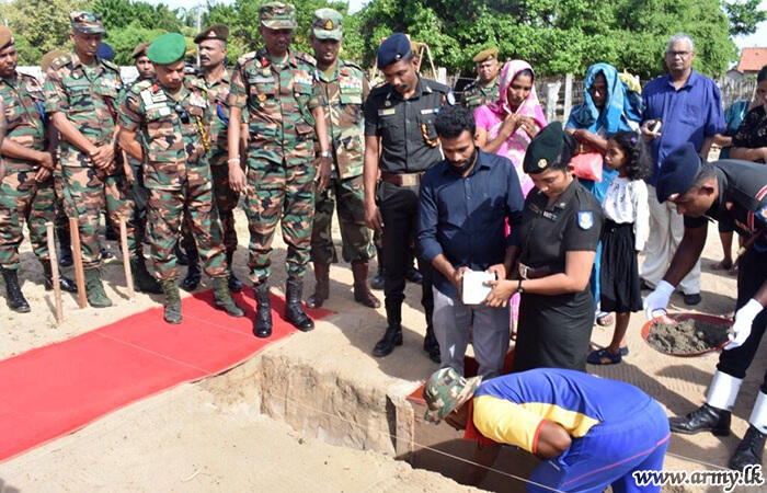 68 Infantry Division Troops to Build New Home for Their Woman Workmate in Mullivaikkal
