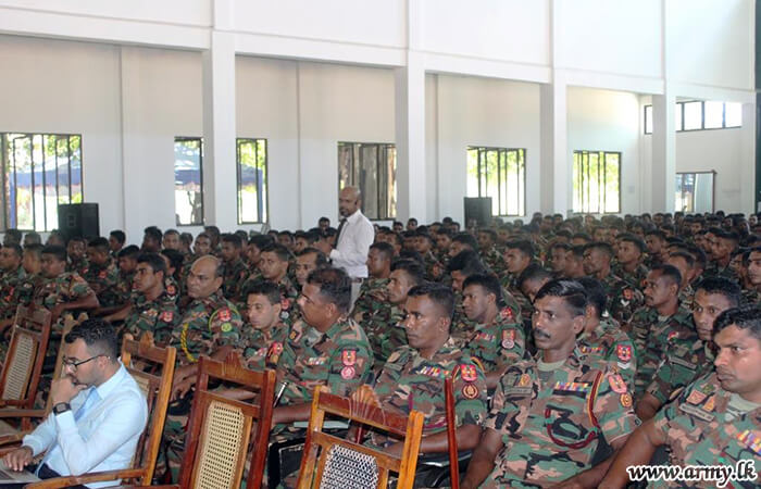 Jaffna Troops Educated on 'Drug Prevention' Programme