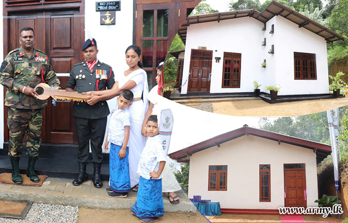 இலங்கை இராணுவ இலேசாயுத காலாட் படையணியின் சிப்பாய்களுக்கு புதிய வீடுகள் 