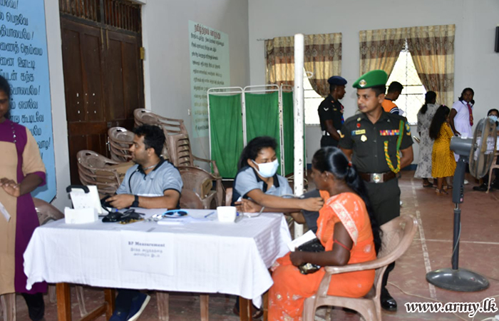 Vakarai Civilians, Beneficiaries of Army Welfare Projects
