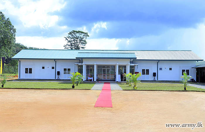 SLAVF Commandant Opens New Accommodation Facility of Officers