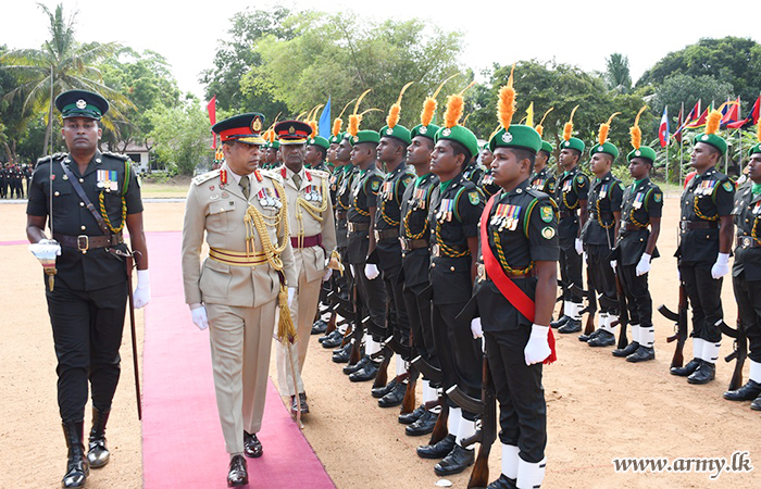 ධූරයෙන් නික්ම යන ආරක්‍ෂක සේනා ආඥාපති - වන්නි වෙත ගෞරවාචාර