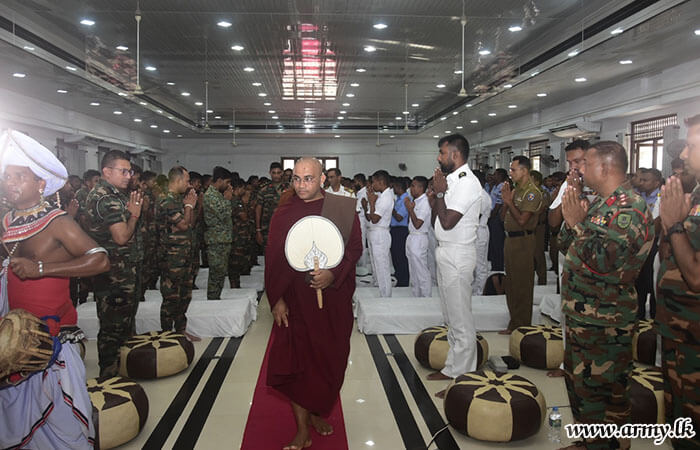 22 Division Troops Listen to 'Ama Dora Vivara Viya,' Preaching in Trincomalee