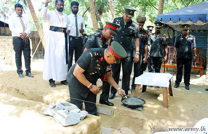 At Pastor’s Request, 52 Infantry Division Builds New House in Mirisuvil for a Needy Family