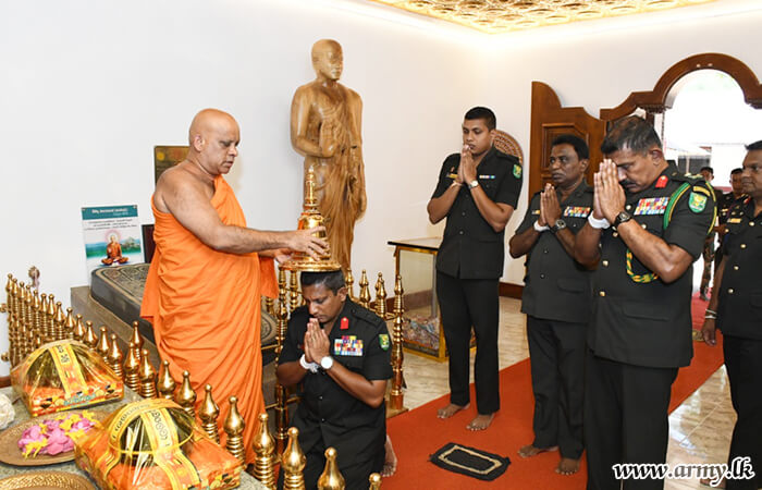 Recently-Appointed Wanni Commander Receives Religious Blessings at Anuradhapura