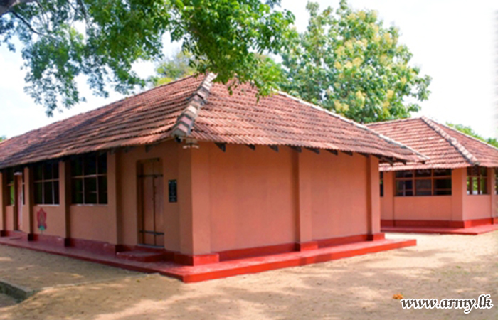 Jaffna Troops Renovate Government's Tamil Mixed School Infrastructure in Chunnale