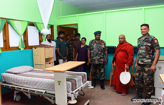 Army Base Hospital Diyatalawa Receives Medical Equipment thru Central Troops