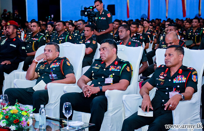 West & Army HQ Troops Learn About Legal Aspects