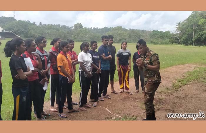 ருஹுணு பல்கலைக்கழக இளங்கலை மாணவர்களுக்கு தலைமைத்துவப் பண்புகள் பற்றி கற்கை