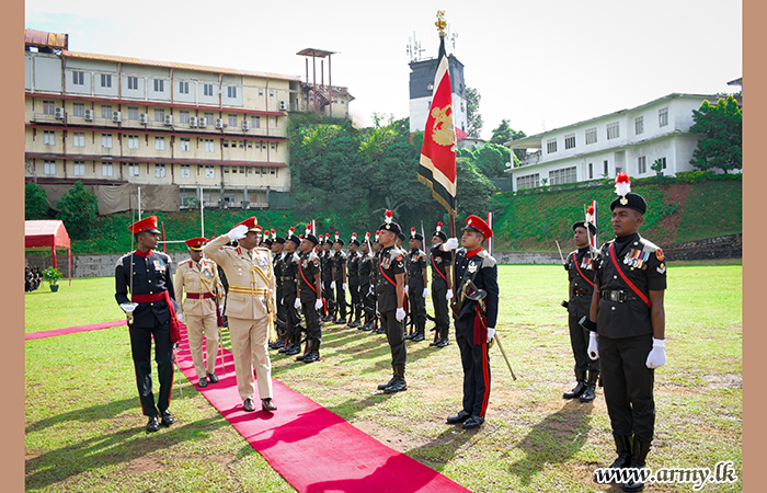 SLAC Regimental HQ Greets New Two Star General