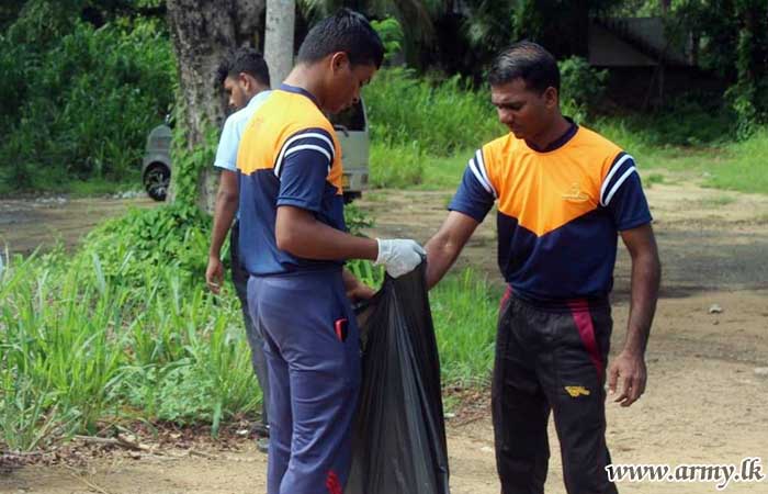 7 SLA Troops Arrange ‘Dengue’ Prevention Programme in Kaduruwela