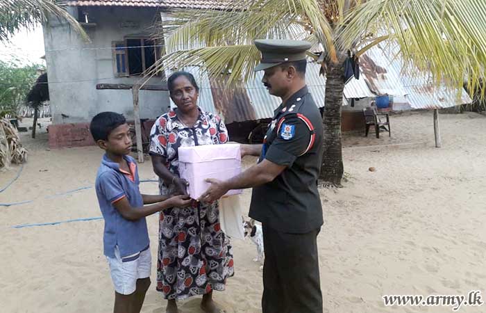 68 Infantry Division Troops Buy Dry Rations for Poor Families in Vellamulliwaikkal