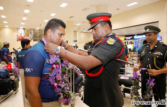 இலங்கை பரா தடகள வீரர்கள் நாடு திரும்பல்