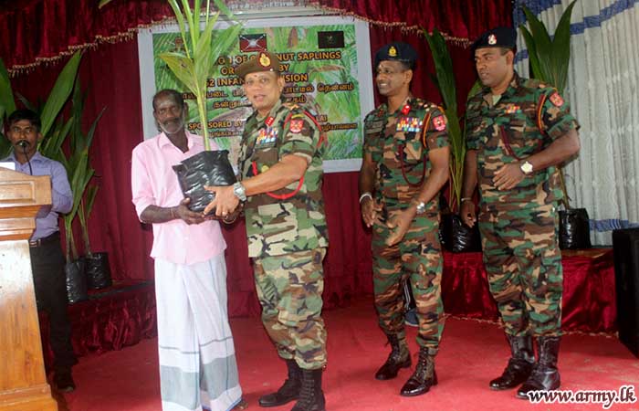 10 VIR Troops Distribute Coconut Saplings among Civilians  