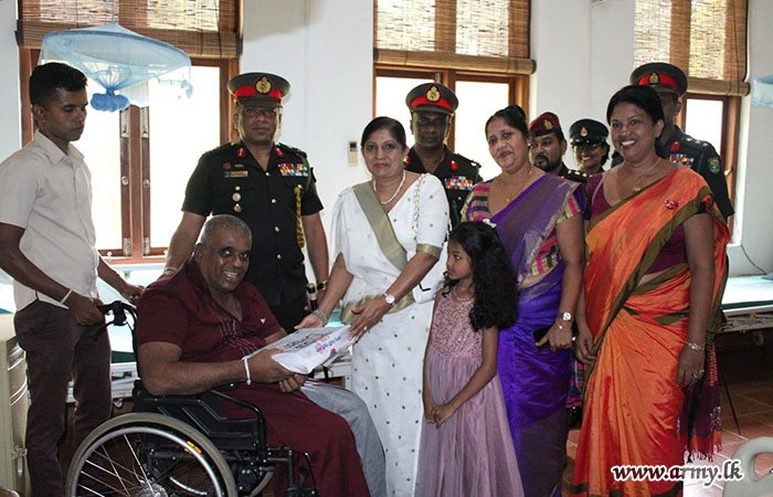 යාන්ත්‍රික පාබල රෙජිමේන්තු සේවා වනිතා ශාඛාවේ සාමාජිකාවන් ‘අභිමංසල - 2’ සුවතා නිකේතනයේ සංචාරයක