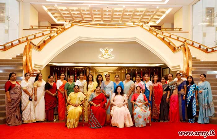 යුද්ධ හමුදා සේවා වනිතා ඒකකයේ නව විධායක මණ්ඩලය පත්කෙරේ