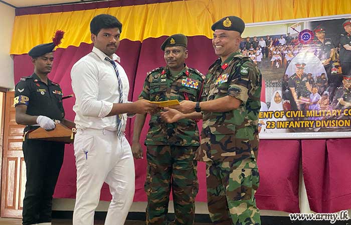 232 Infantry Brigade Holds Seminar for GCE (A/L) Candidates in Batticaloa
