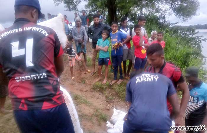 MIR Troops Prevent Tank Bund Split 