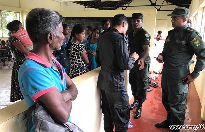 Wanni Troops Busy with Flood Emergencies 