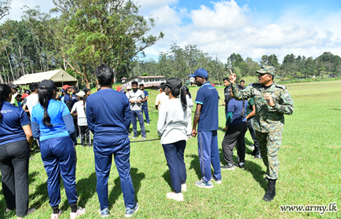 J'pura Undergrads at SLMA Learn about 'Leadership Skills' 
