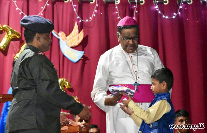 51 Infantry Division's Christmas Carols - 2023 at Jaffna Bishop's House Draws Thousands 